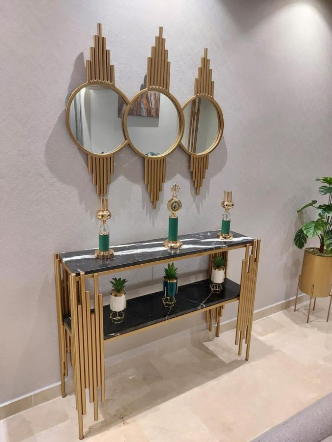 Modern Apartment Opposite The Hassan2 Mosque, Very Well Equipped And Stylish, 85 M2 With Gym And Direct Sea View With Underground Garage , Prohibits Unmarried Couples Of Arab Origin Casablanca Kültér fotó