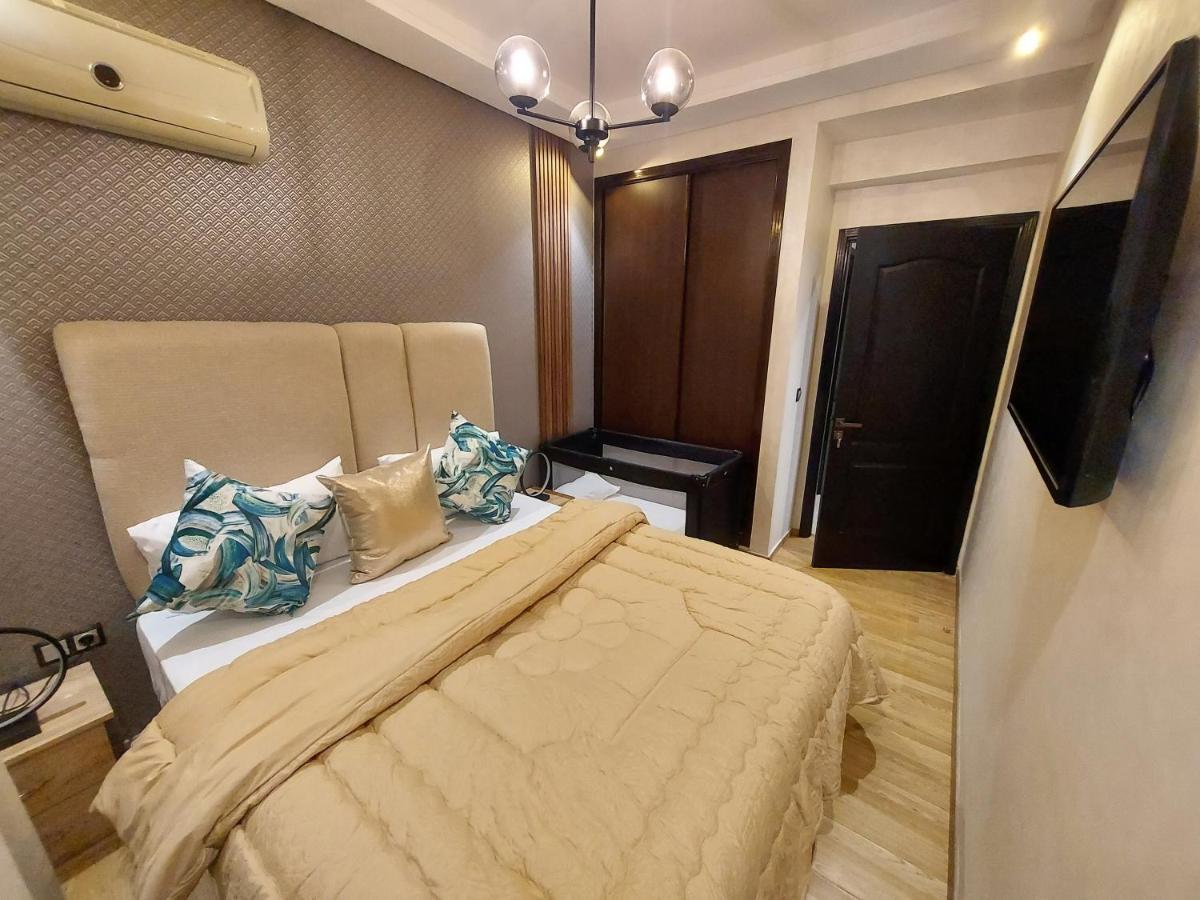 Modern Apartment Opposite The Hassan2 Mosque, Very Well Equipped And Stylish, 85 M2 With Gym And Direct Sea View With Underground Garage , Prohibits Unmarried Couples Of Arab Origin Casablanca Kültér fotó