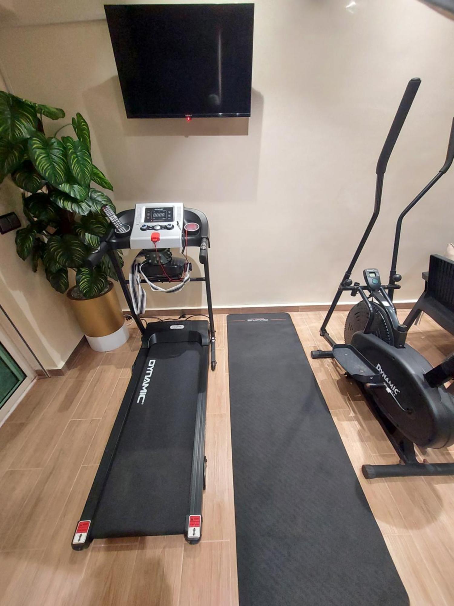 Modern Apartment Opposite The Hassan2 Mosque, Very Well Equipped And Stylish, 85 M2 With Gym And Direct Sea View With Underground Garage , Prohibits Unmarried Couples Of Arab Origin Casablanca Kültér fotó