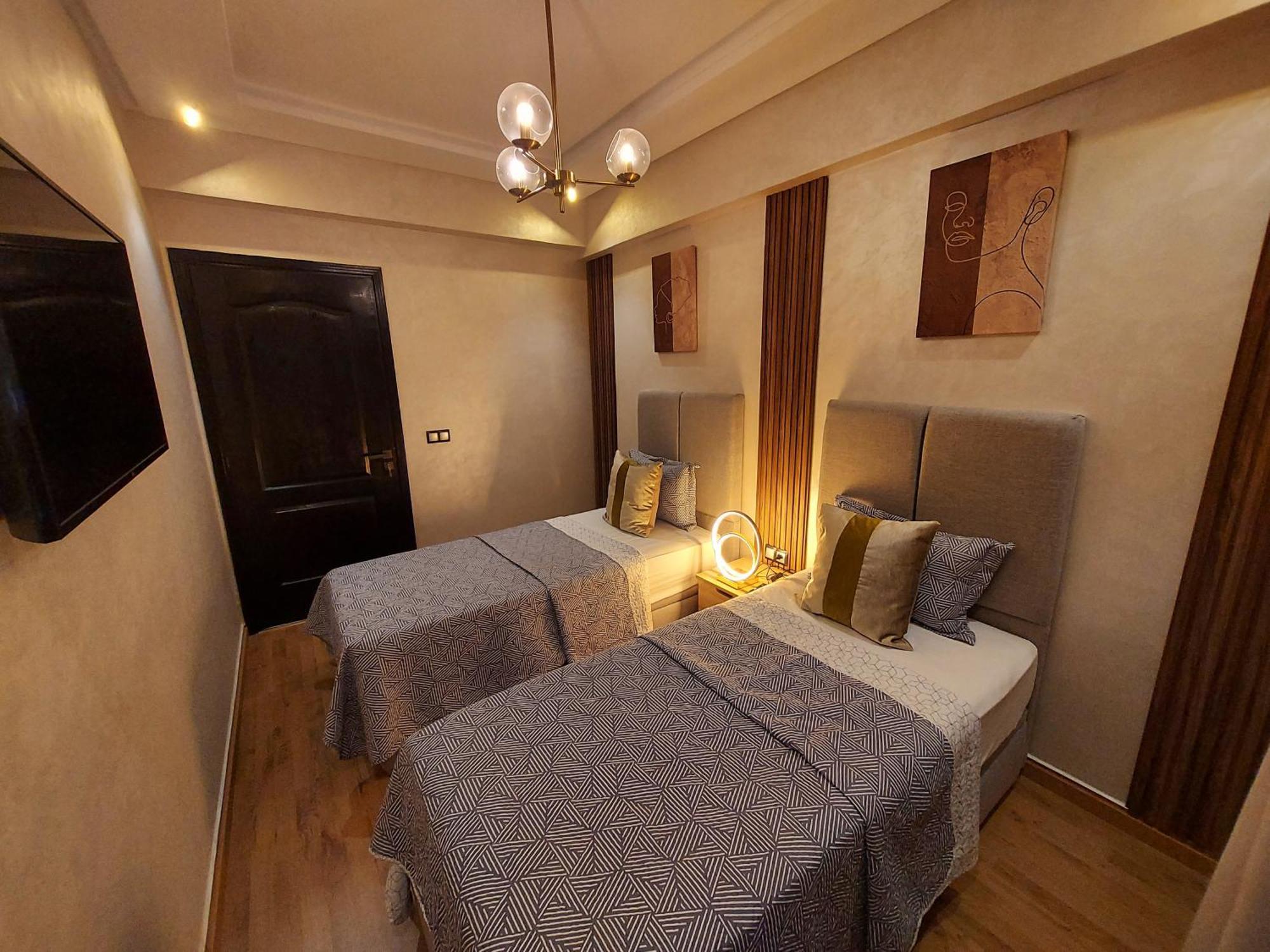 Modern Apartment Opposite The Hassan2 Mosque, Very Well Equipped And Stylish, 85 M2 With Gym And Direct Sea View With Underground Garage , Prohibits Unmarried Couples Of Arab Origin Casablanca Kültér fotó